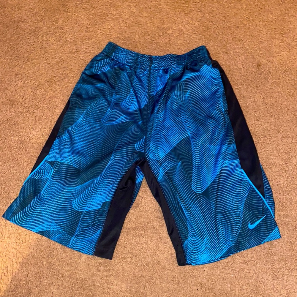 Nike basketball shorts. Youth XL. Blue and black.